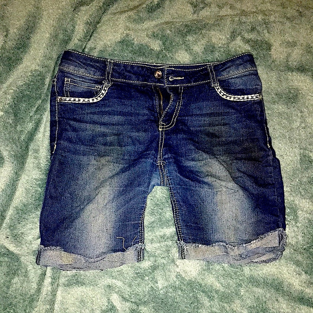 Cute knee shorts